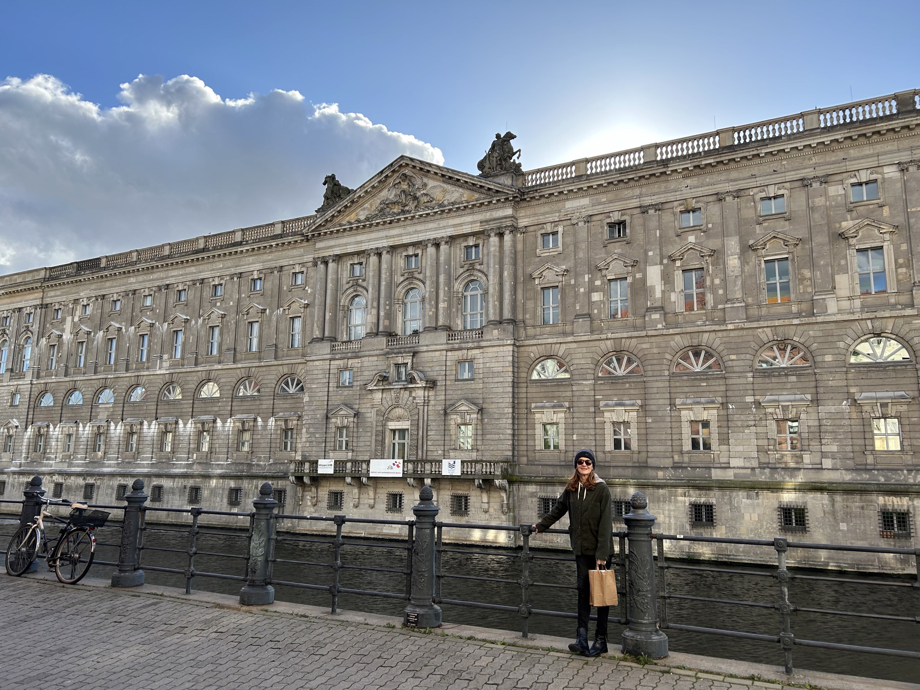 2024 Oct #7: coffee, mitte